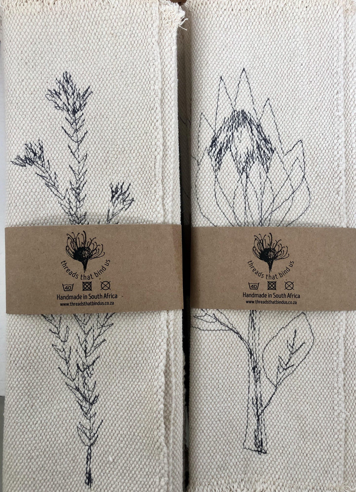 Cotton PROTEA Placemats (set of 2) - threads that bind us