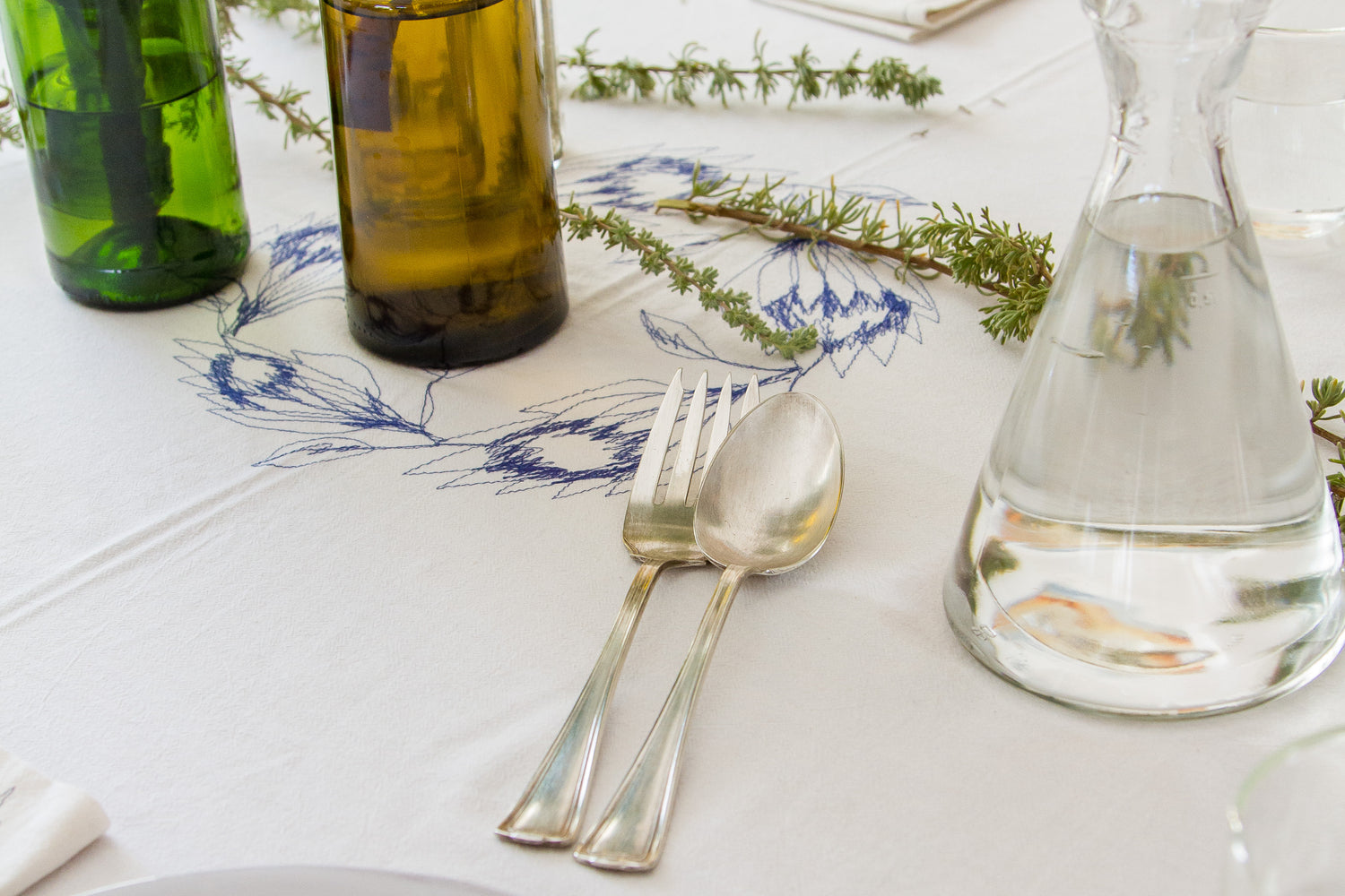 Dining - threads that bind us